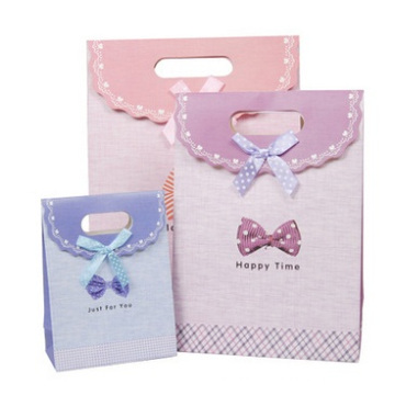 Customized Paper Bag. Die-Cut Cute Paper Gift Bag